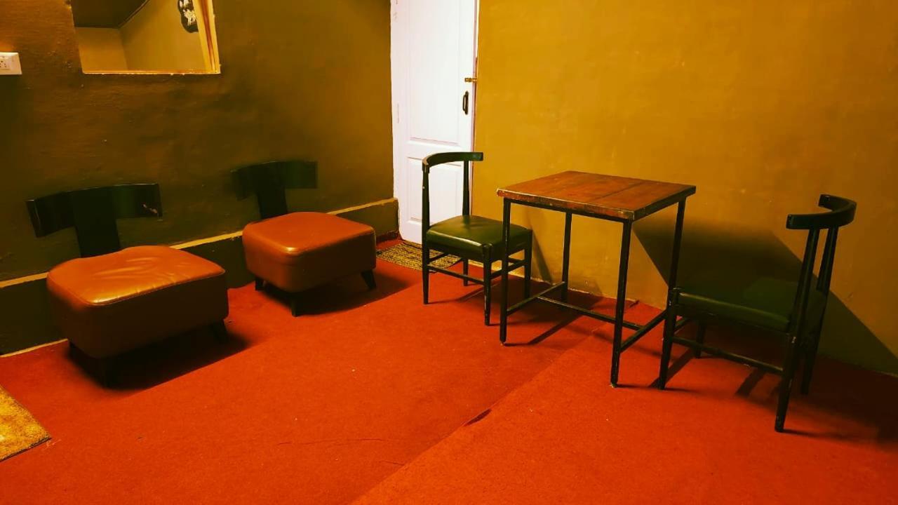 Woodhouse Hotel Ooty Buitenkant foto