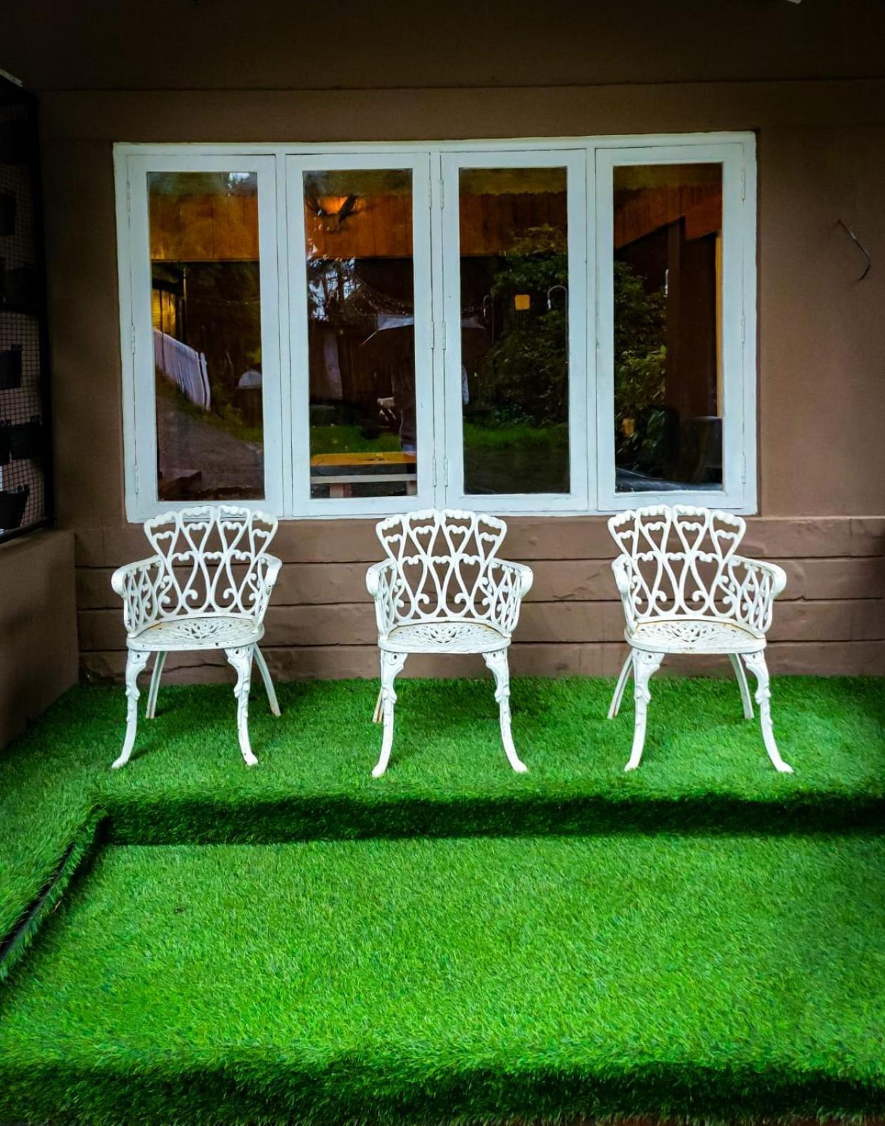 Woodhouse Hotel Ooty Buitenkant foto